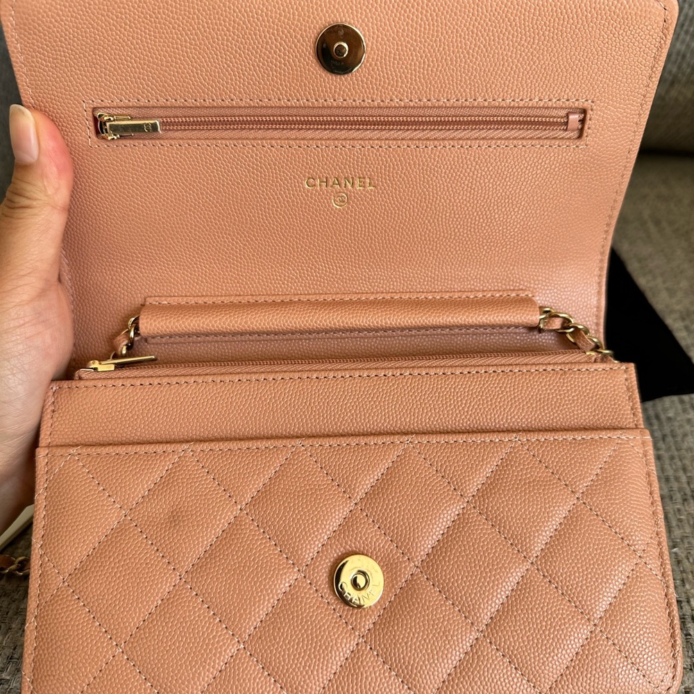 Brand New CHANEL 23P Beige Caviar GHW CC Wallet On Chain WOC with Receipt - Picture 9 of 14